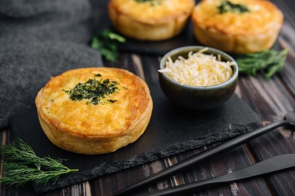How to Craft a Delicate French Quiche Lorraine with a Silky Custard and Crisp Pastry?